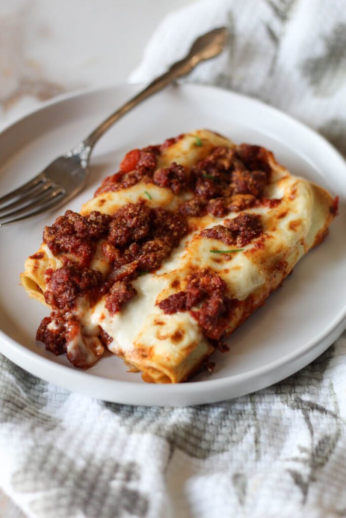 cannelloni with béchamel